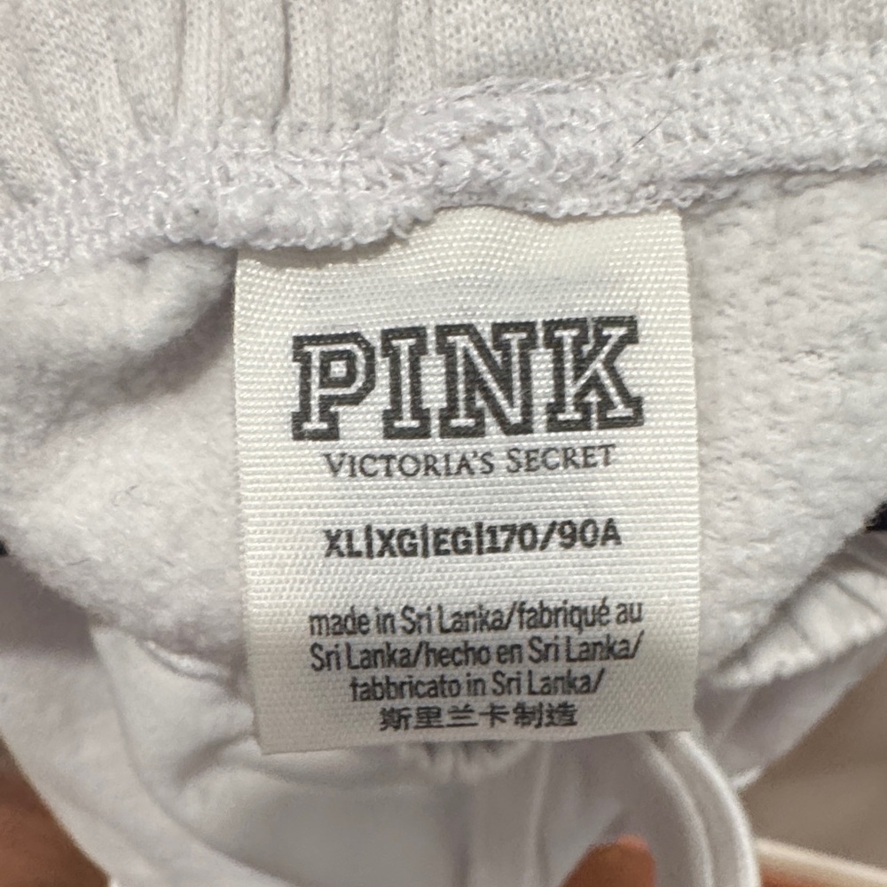 💗 PINK White Terry Lounge Shorts with Embellishment – Women’s SZ XL 💗 - Picture 4 of 4